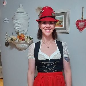 Meet your Posher, Cathy